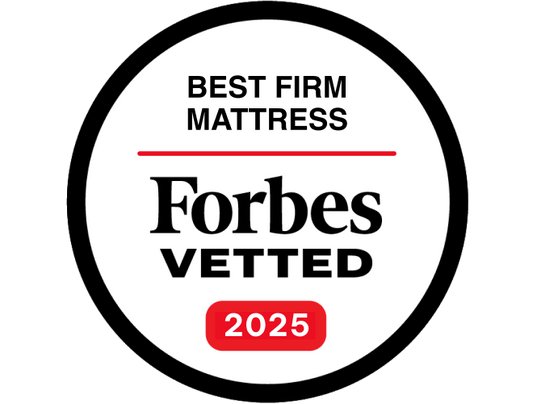 2025 Forbes vetted award for the Helix Dawn Luxe mattress