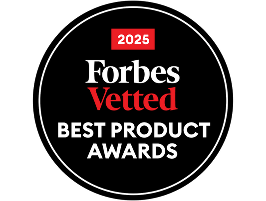 2025 Forbes award for the Helix Midnight mattress