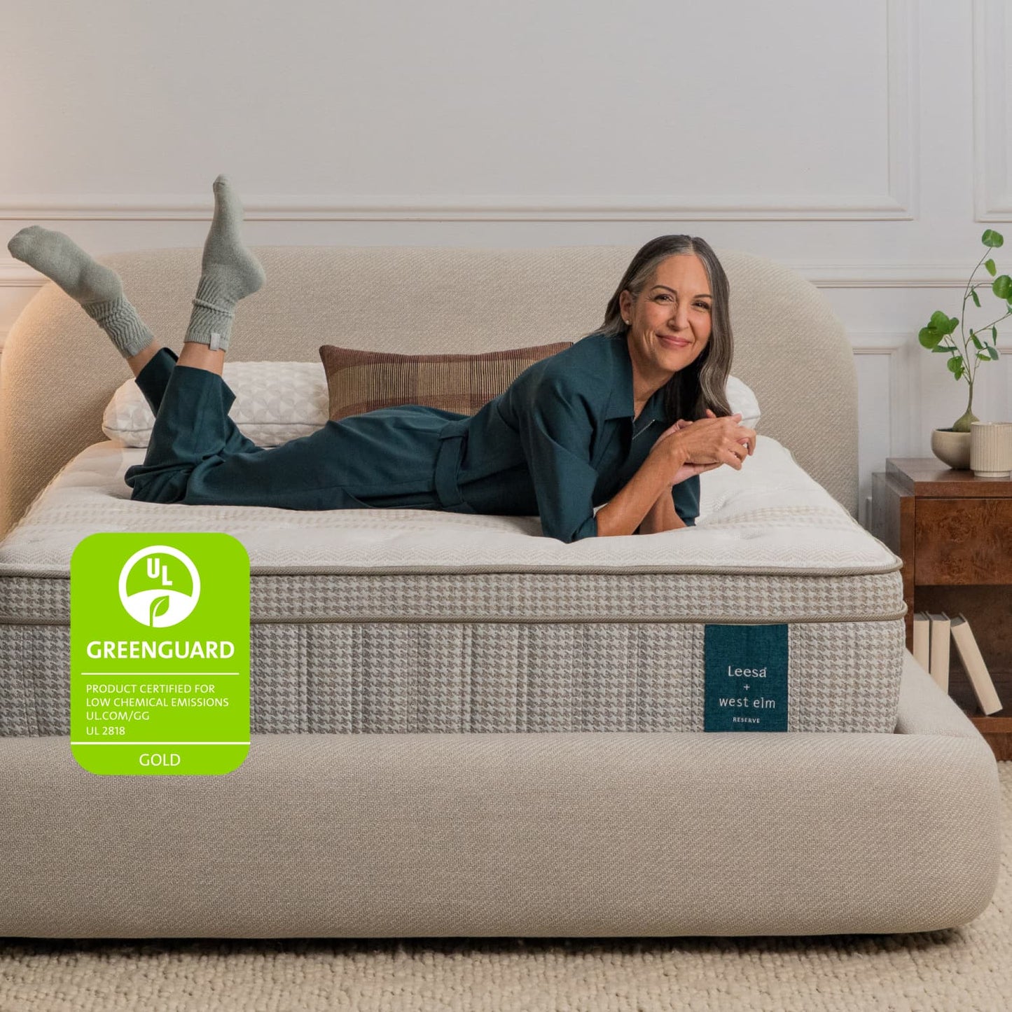 Leesa Reserve Hybrid Mattress for The Mattress Shop, showcasing product image for Leesa Reserve Hybrid Mattress on the product page.